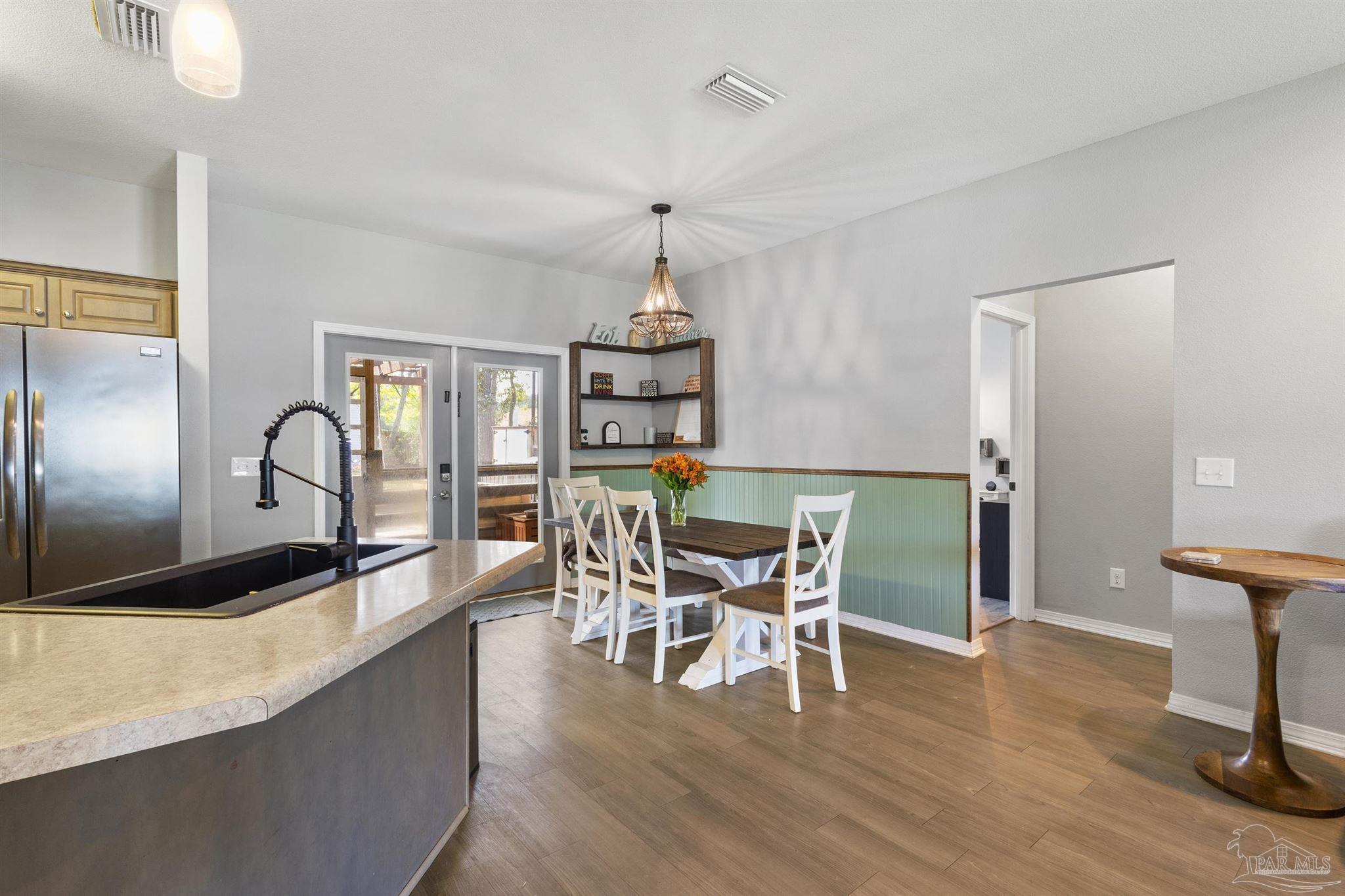 Cantonment, Florida 32533, United States, 4 Bedrooms Bedrooms, ,2 BathroomsBathrooms,Residential,Contingent,102402