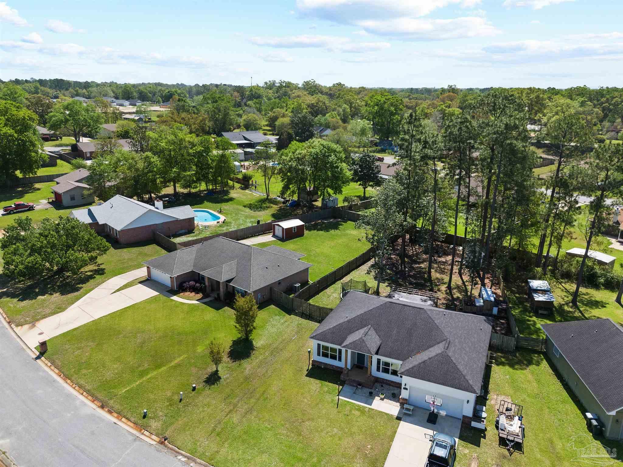 Cantonment, Florida 32533, United States, 4 Bedrooms Bedrooms, ,2 BathroomsBathrooms,Residential,Contingent,102402