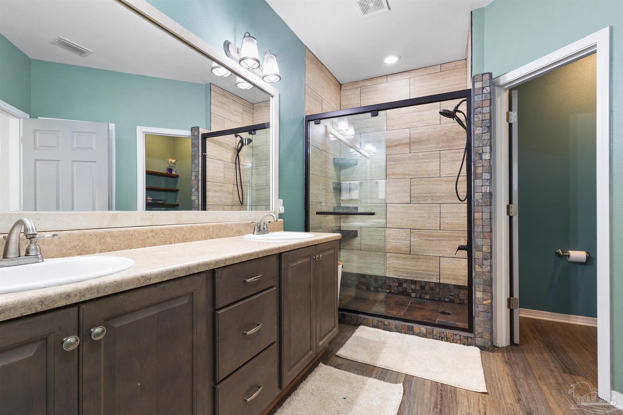 Cantonment, Florida 32533, United States, 4 Bedrooms Bedrooms, ,2 BathroomsBathrooms,Residential,Contingent,102402