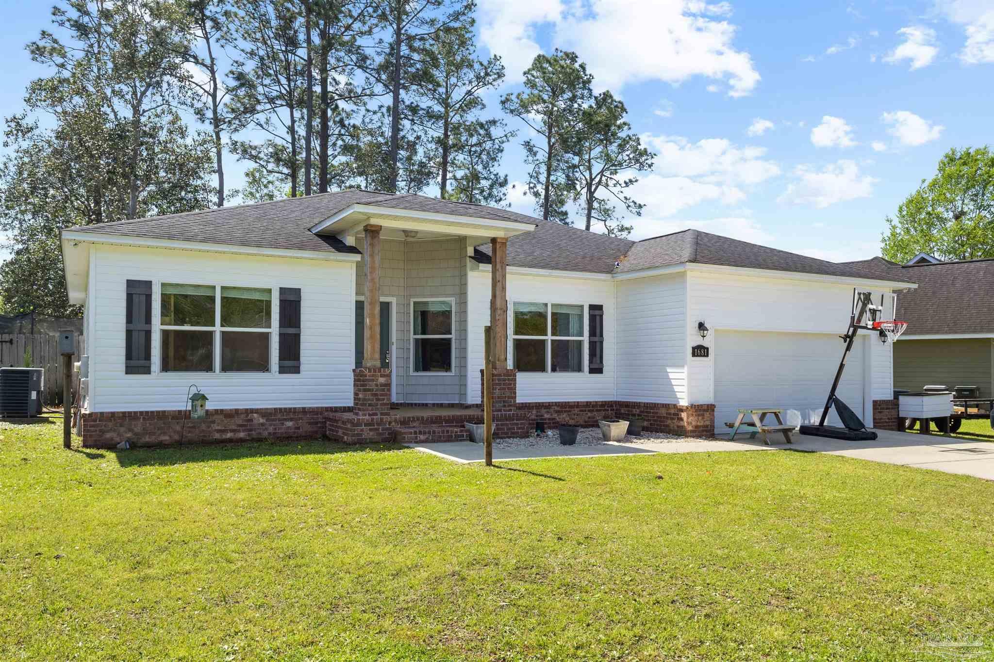 Cantonment, Florida 32533, United States, 4 Bedrooms Bedrooms, ,2 BathroomsBathrooms,Residential,Contingent,102402