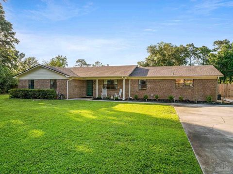 A home in Gulf Breeze