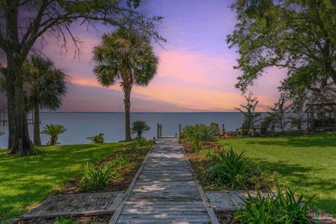 A home in Gulf Breeze