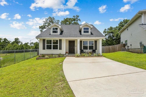 Featured picture for the property 684765