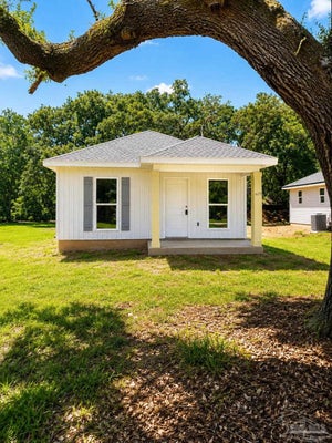 1649 ATLANTA AVE, PENSACOLA, FL 32507 - Image 6274b683048cd07d3d4f78d33c739ba6/2959257521