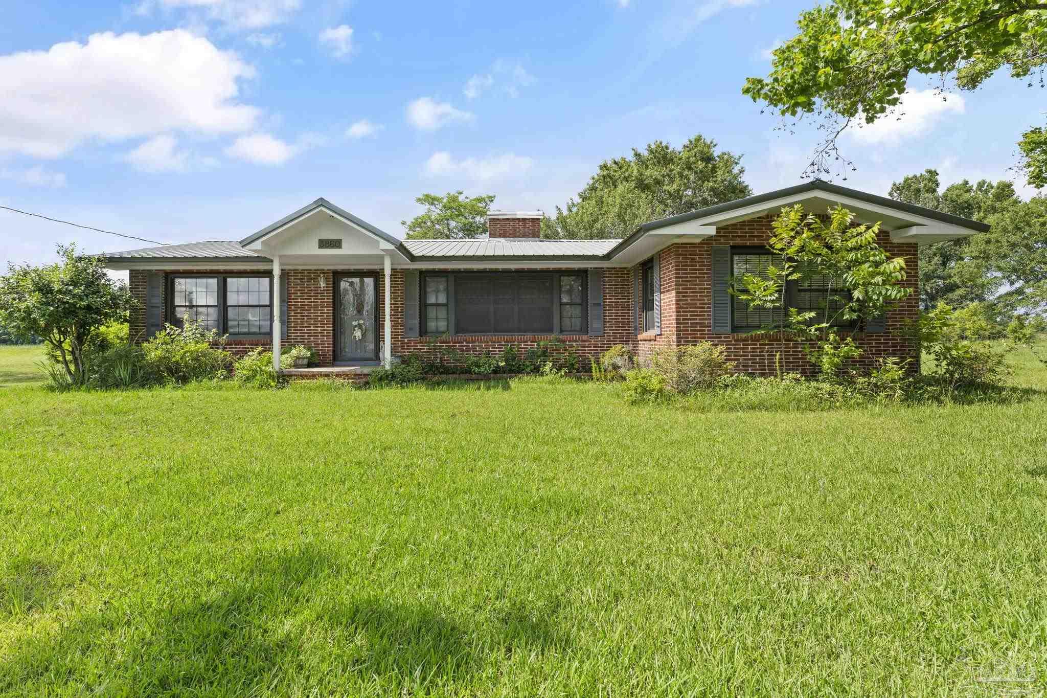 Photo 1 of 36 — 3860 Ashcraft Rd, Century, FL 32535