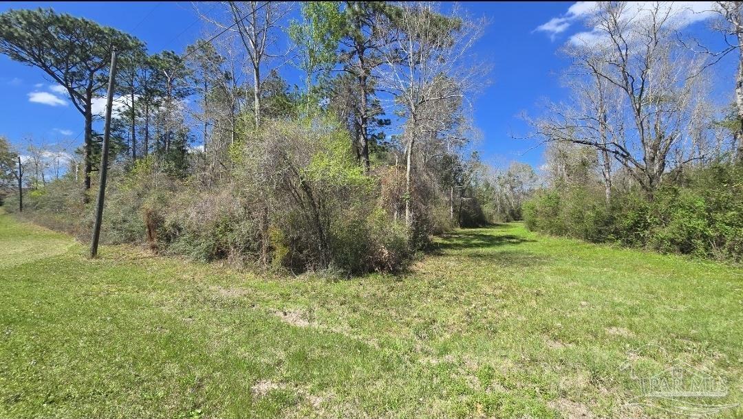 Photo 1 of 5 — 400 Welcome Cir, Cantonment, FL 32533