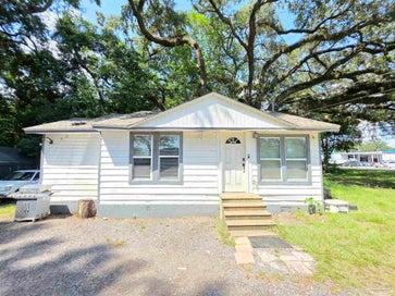 8735 N Palafox St Pensacola FL 32534