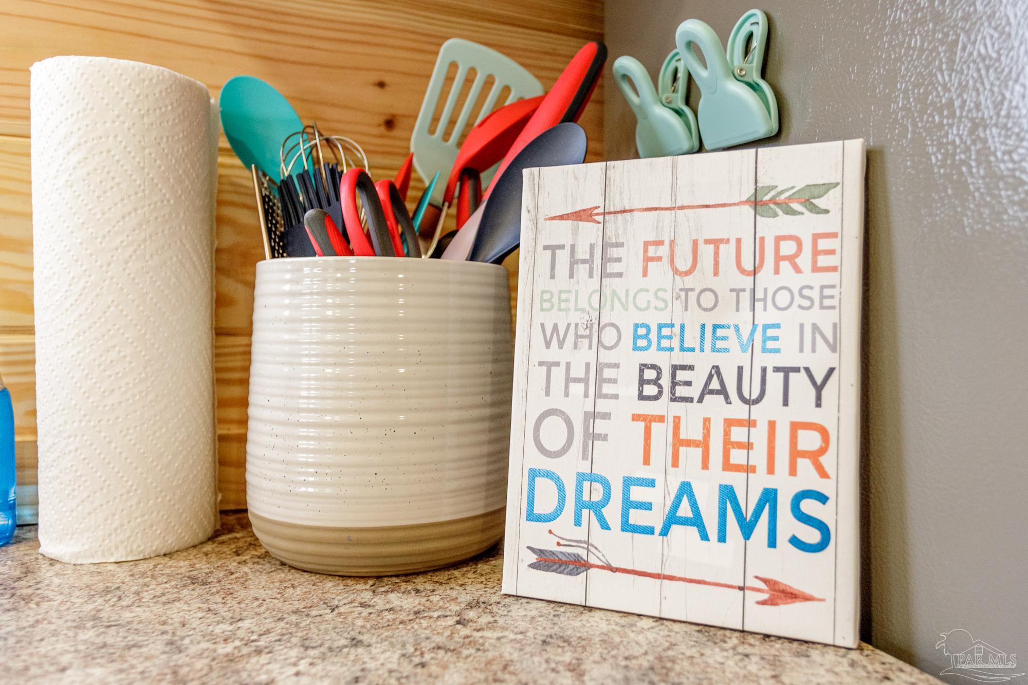 Pensacola, Florida 32526, United States, 1 Bedroom Bedrooms, ,1 BathroomBathrooms,Residential,Active,244732