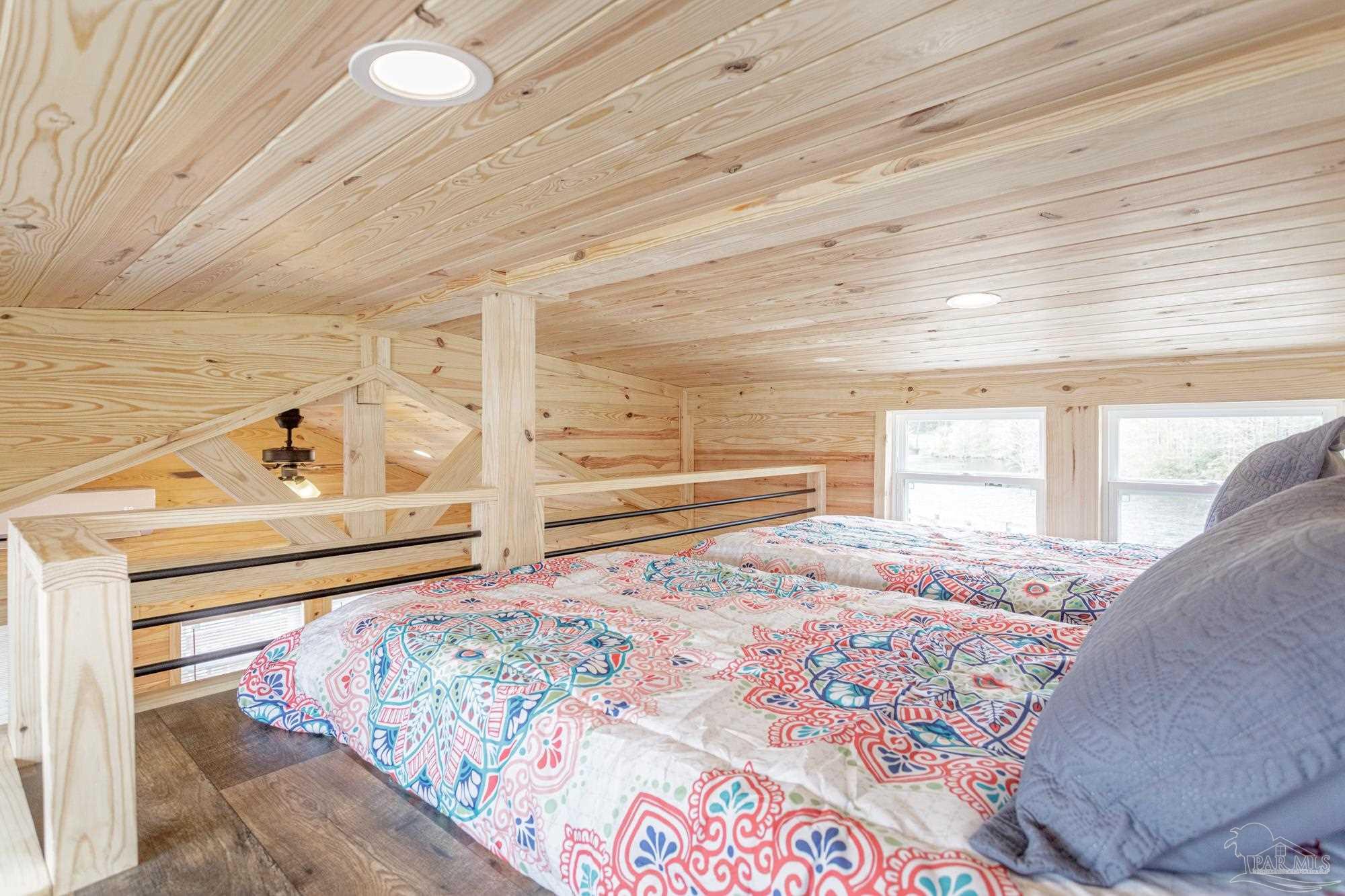 Pensacola, Florida 32526, United States, 1 Bedroom Bedrooms, ,1 BathroomBathrooms,Residential,Active,244732