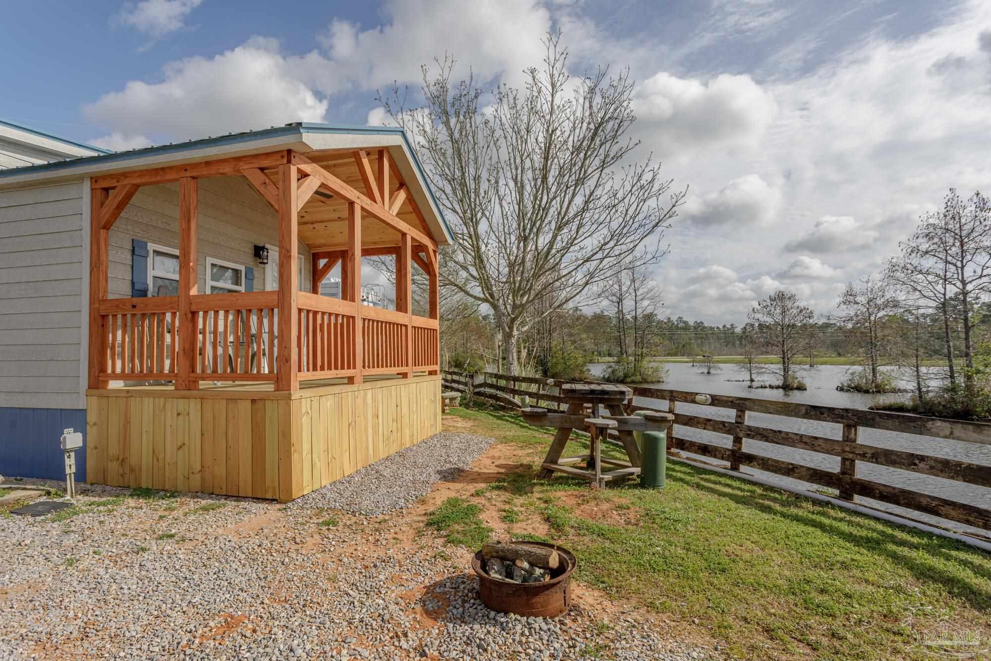 Pensacola, Florida 32526, United States, 1 Bedroom Bedrooms, ,1 BathroomBathrooms,Residential,Active,244732