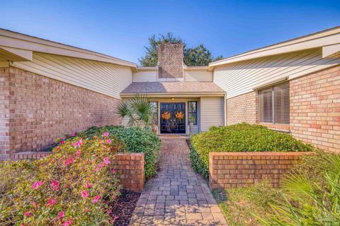 A home in Gulf Breeze