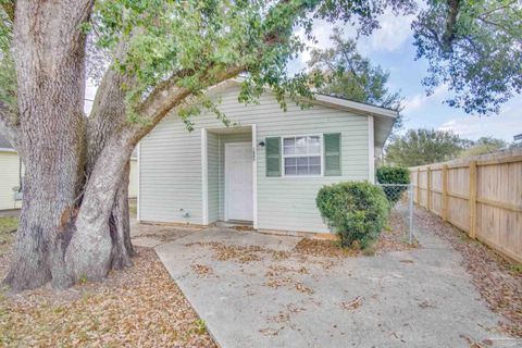 1880 Godfrey St Pensacola FL 32501