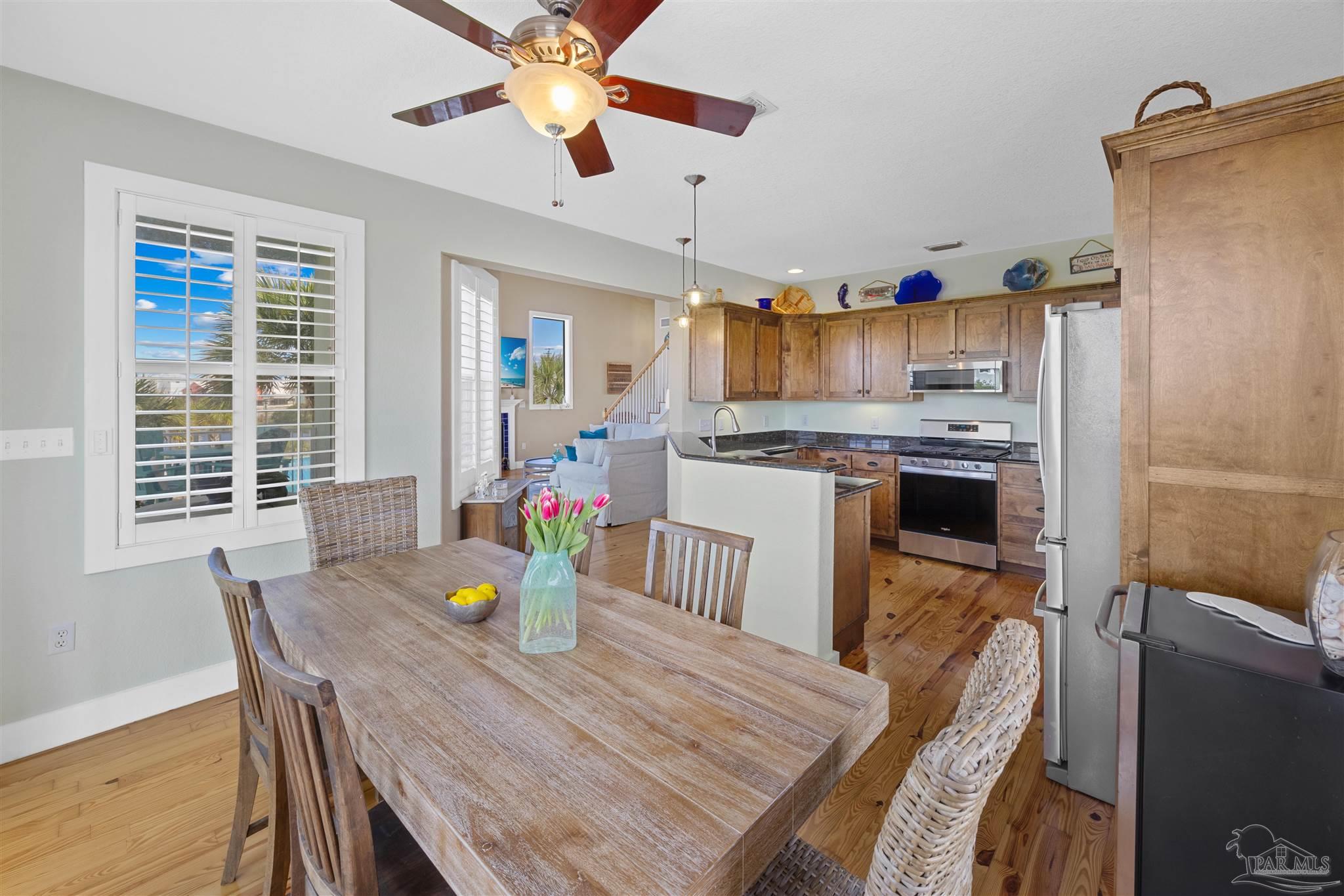 Navarre Beach, Florida 32566, United States, 3 Bedrooms Bedrooms, ,2 BathroomsBathrooms,Residential,Contingent,113816