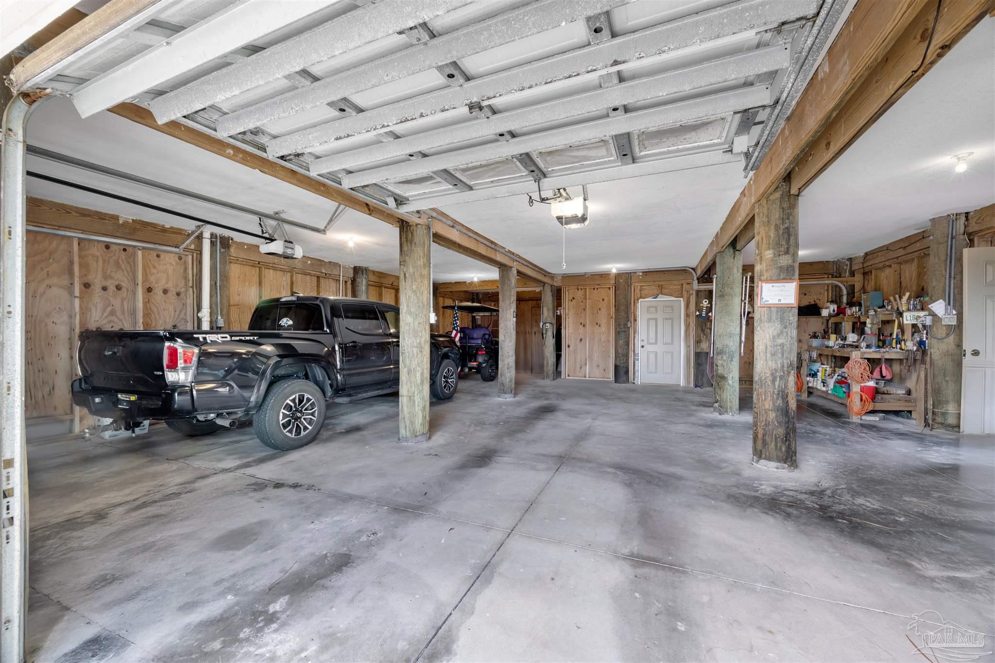 Navarre Beach, Florida 32566, United States, 3 Bedrooms Bedrooms, ,2 BathroomsBathrooms,Residential,Contingent,113816