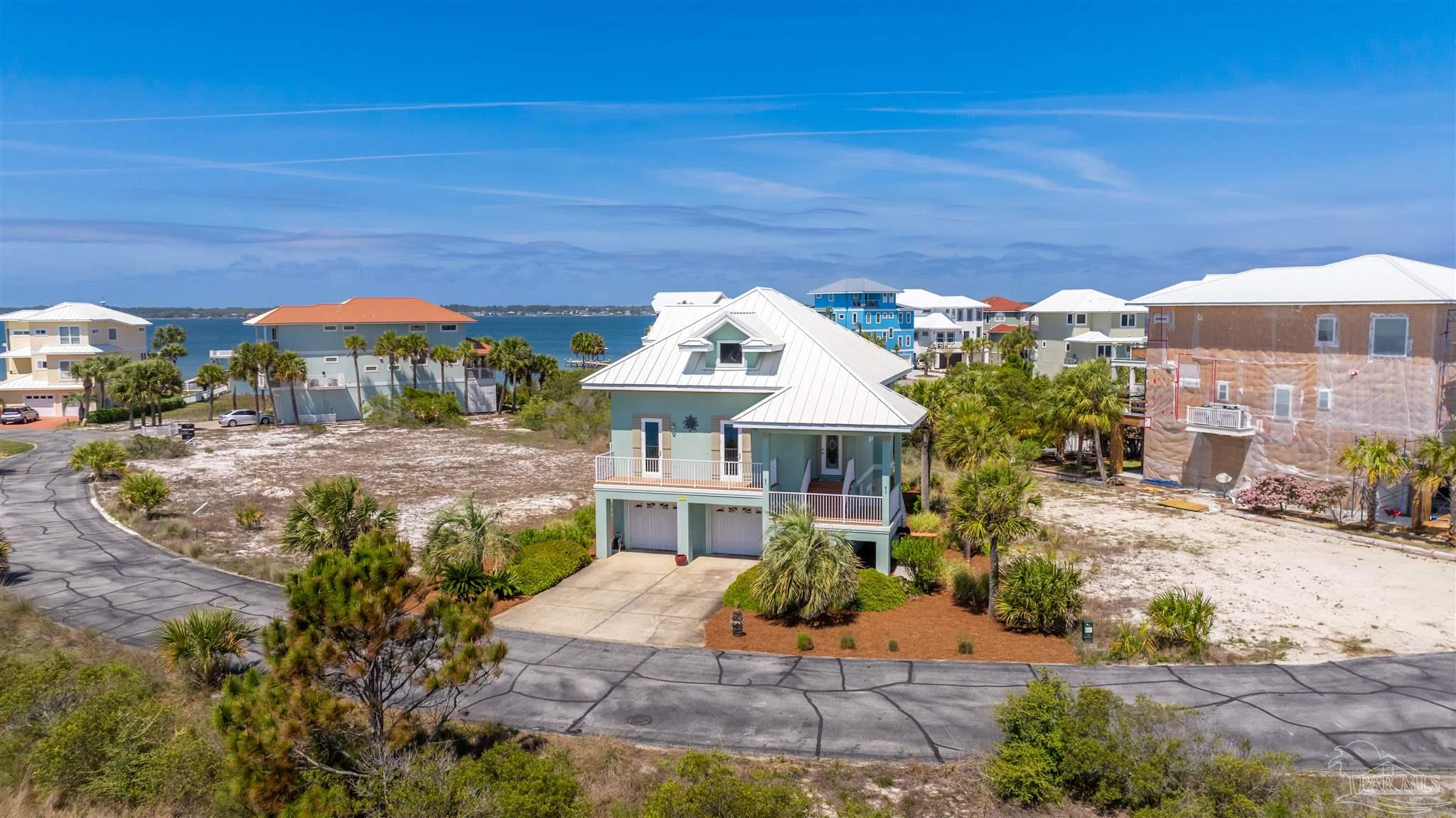 Navarre Beach, Florida 32566, United States, 3 Bedrooms Bedrooms, ,2 BathroomsBathrooms,Residential,Contingent,113816