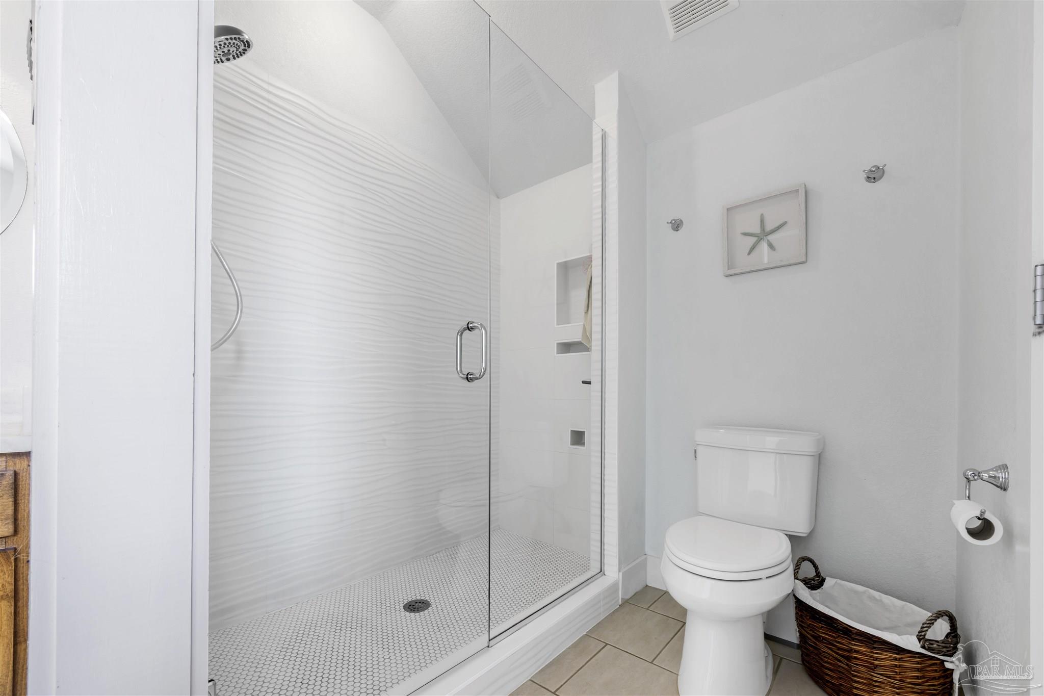 Navarre Beach, Florida 32566, United States, 3 Bedrooms Bedrooms, ,2 BathroomsBathrooms,Residential,Contingent,113816