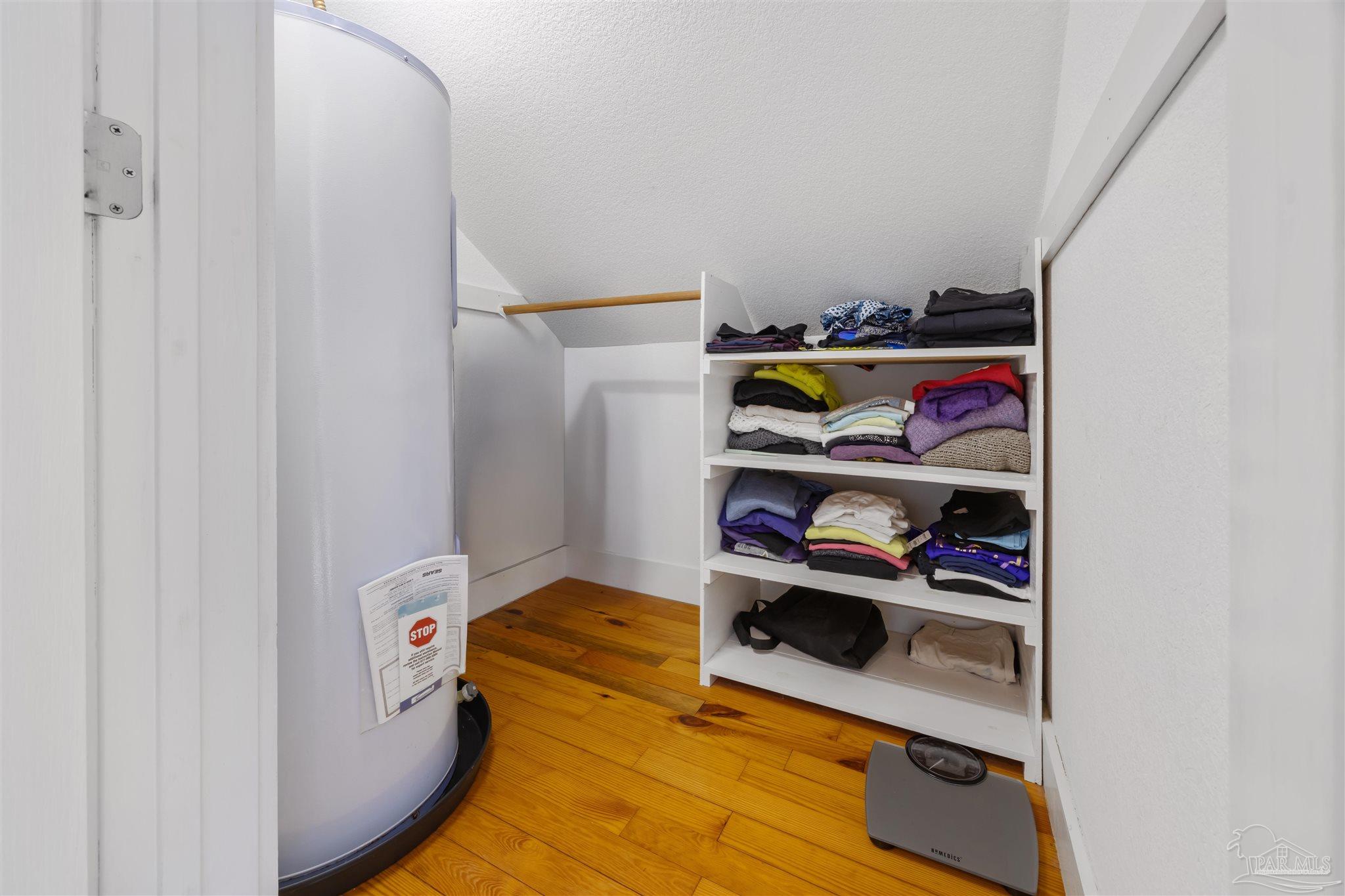 Navarre Beach, Florida 32566, United States, 3 Bedrooms Bedrooms, ,2 BathroomsBathrooms,Residential,Contingent,113816