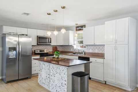 5471 Bonanza Dr Gulf Breeze FL 32563