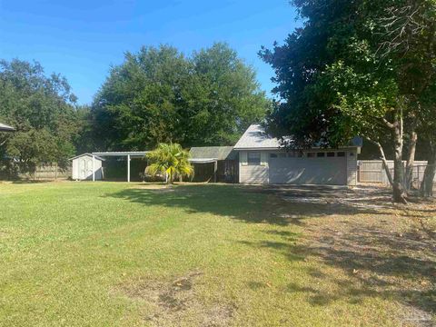 A home in Gulf Breeze