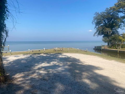 A home in Gulf Breeze