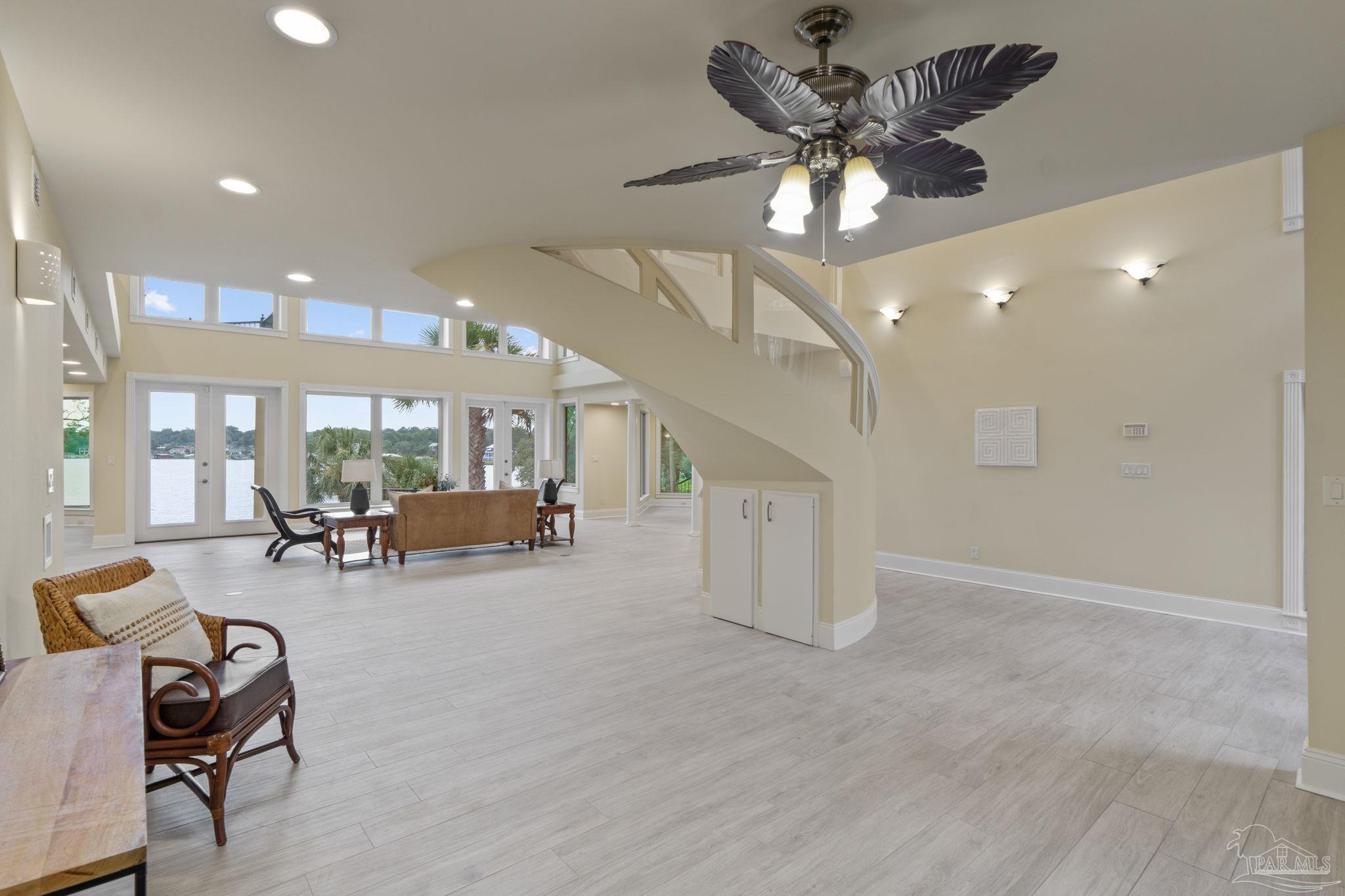 Pensacola, Florida 32503, United States, 4 Bedrooms Bedrooms, ,5 BathroomsBathrooms,Residential,Active,257299