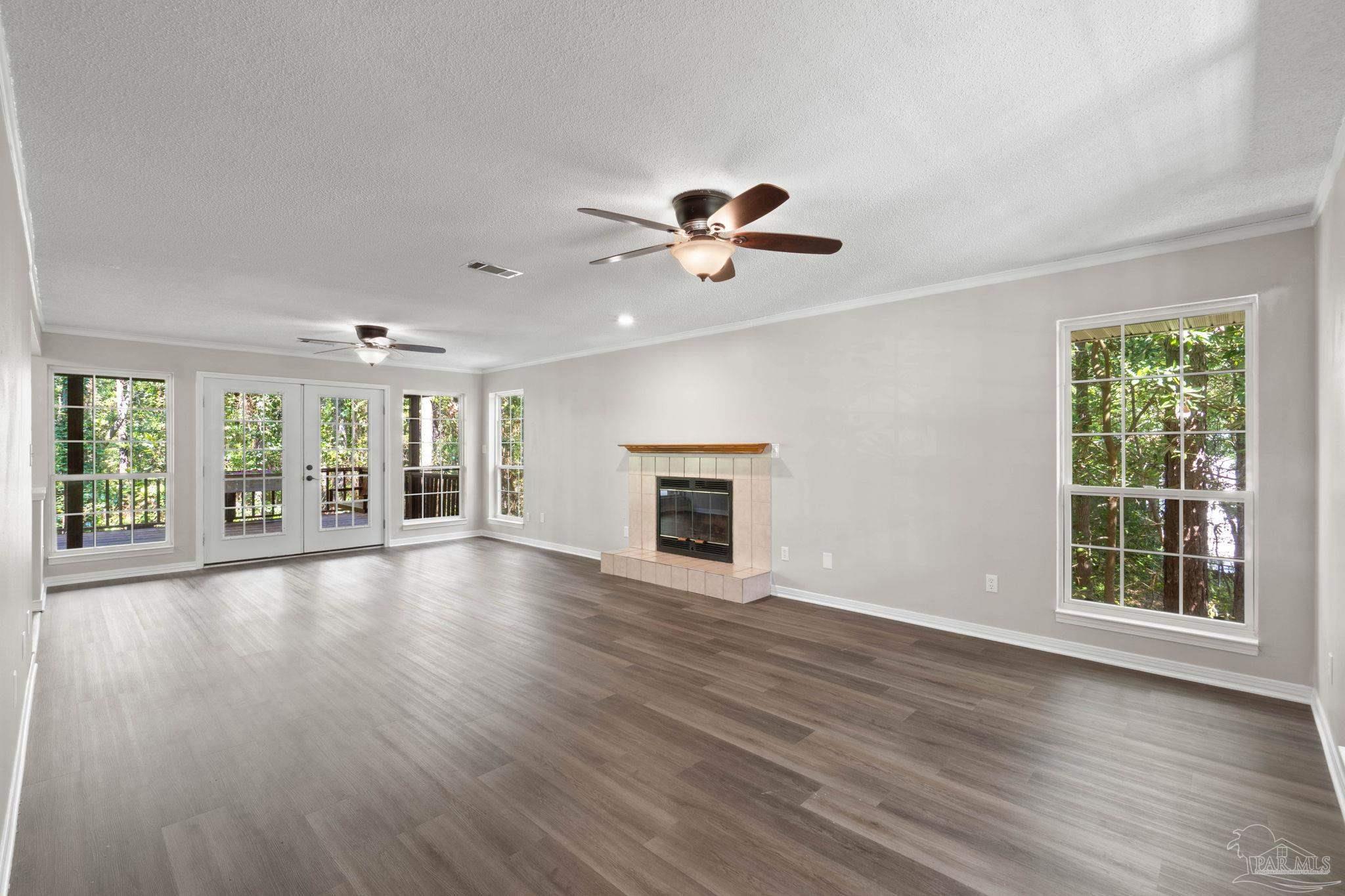 Photo 1 of 51 — 1026 Woodlore Cir, Gulf Breeze, FL 32563