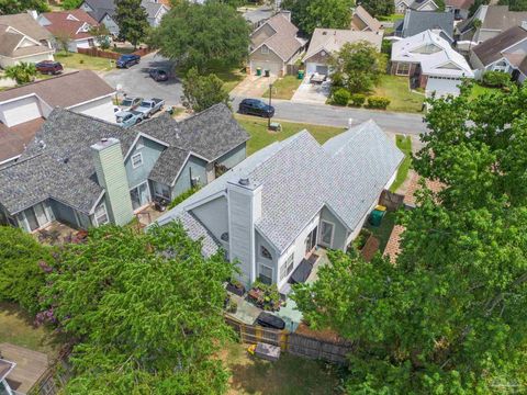 A home in Ft Walton Beach