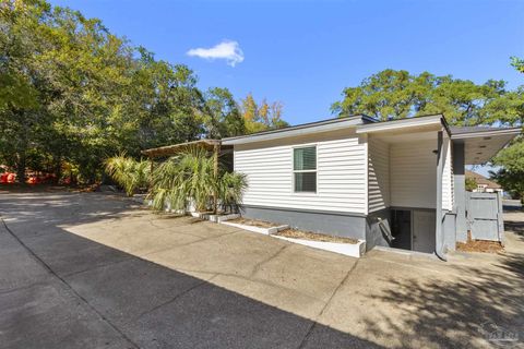 A home in Ft Walton Beach