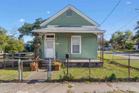 796 S E St Pensacola FL 32502
