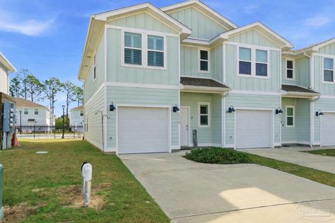 1558 Iroquois Ct Pensacola FL 32534