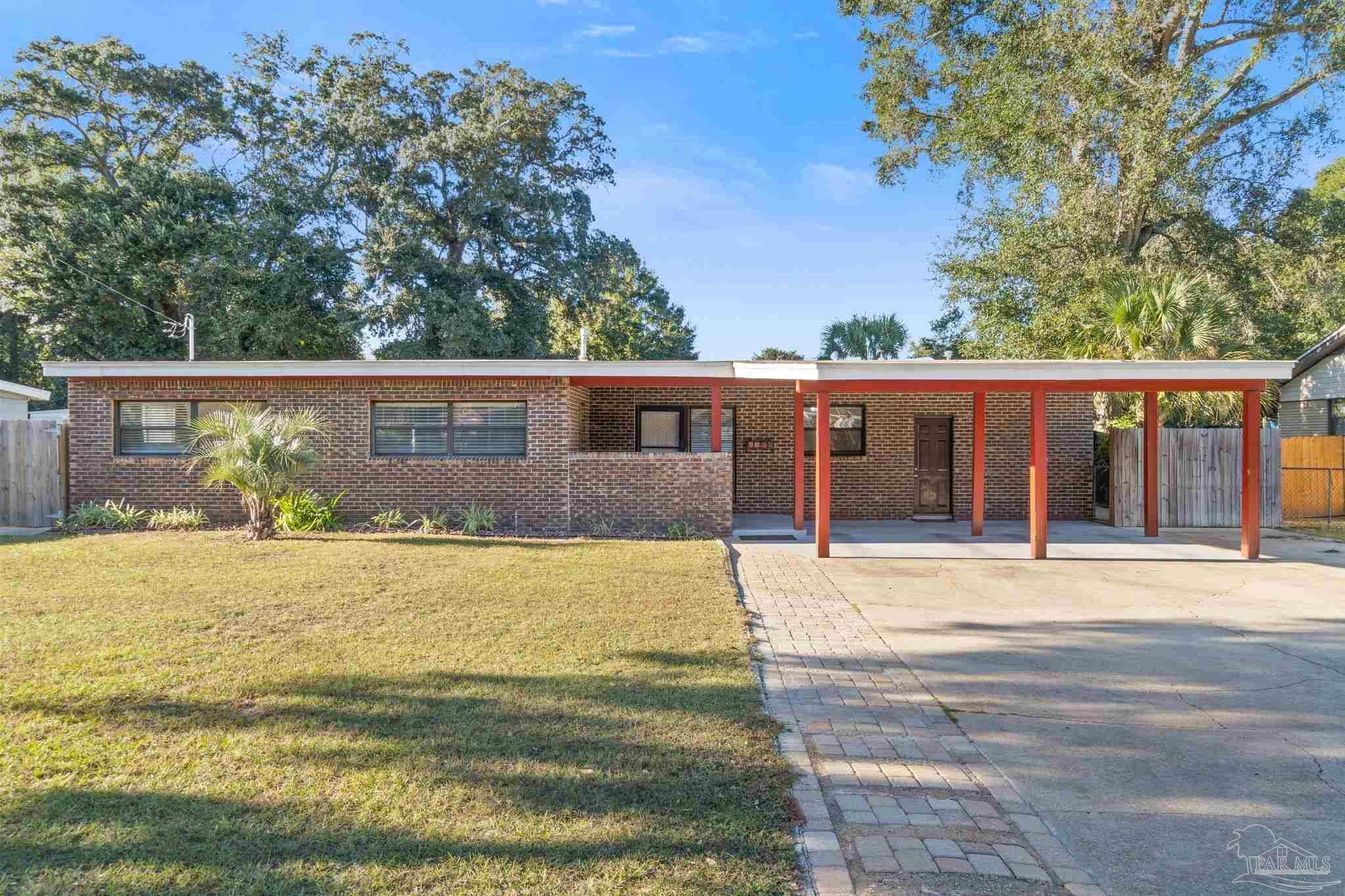 632 Berkley Dr