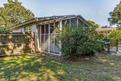 A home in Gulf Breeze