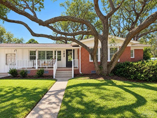 103 SAN CARLOS AVE, GULF BREEZE, FL 32561 - Image 770f34930da285dc8dbcda6644bb36da/935371225