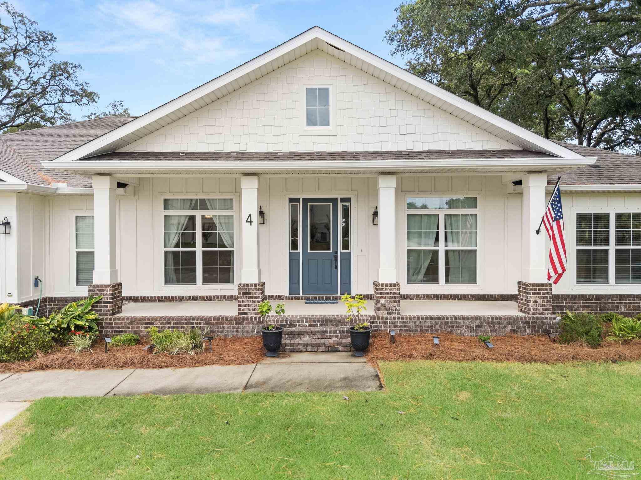Photo 1 of 28 — 4 Gilmore Dr, Gulf Breeze, FL 32561