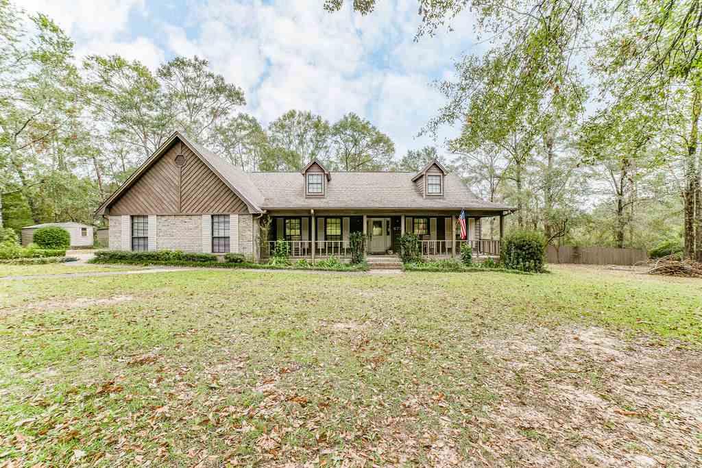 Photo 1 of 45 — 6776 Le Grande Ct, Milton, FL 32570
