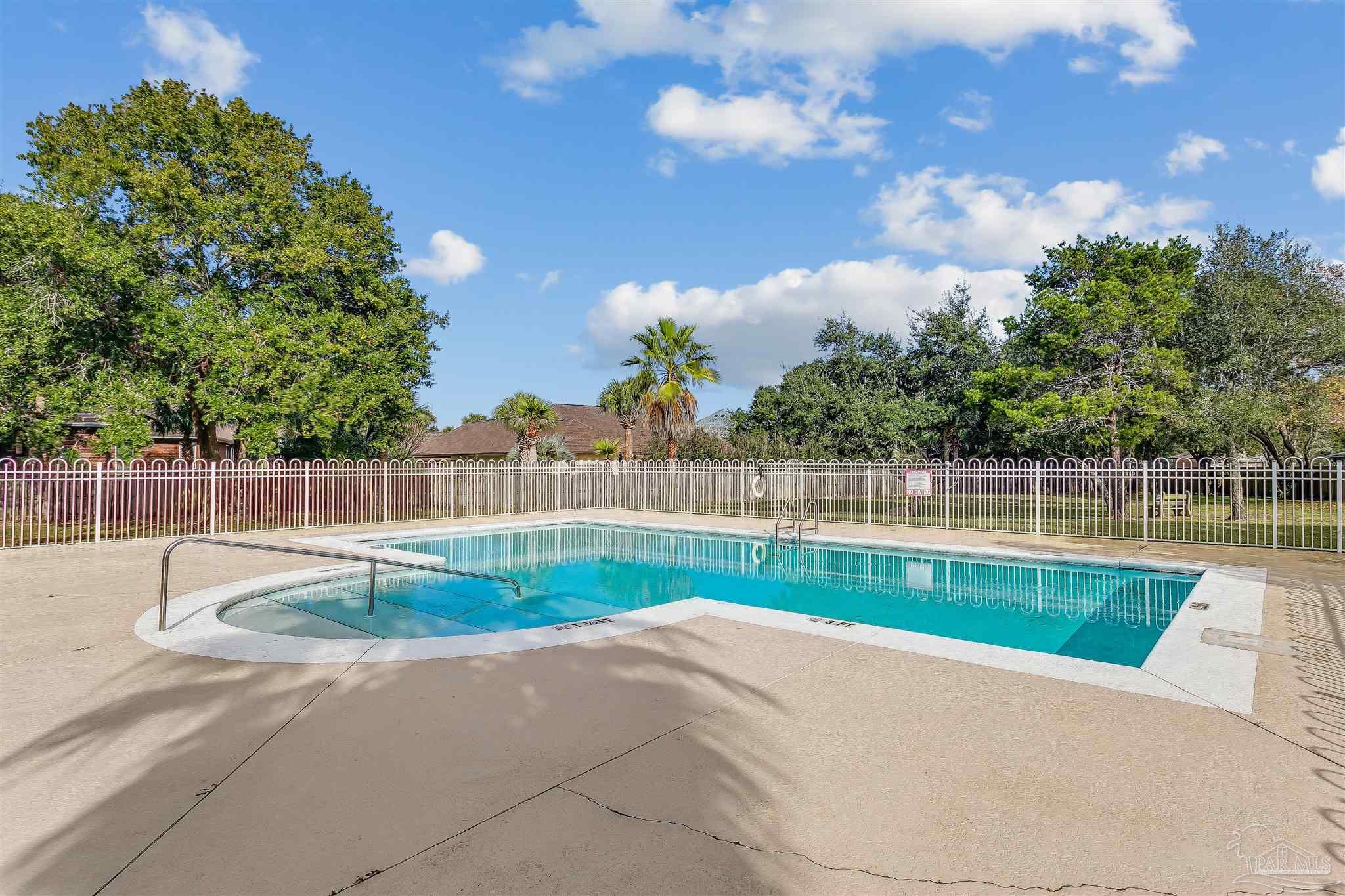 Gulf Breeze, Florida 32563, United States, 4 Bedrooms Bedrooms, ,2 BathroomsBathrooms,Residential,Active,15966