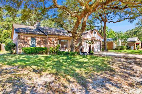 2718 Summertree Ln Gulf Breeze FL 32563