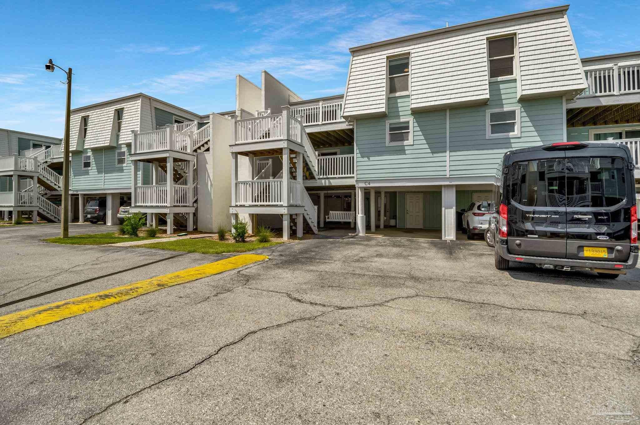 1100 Ft Pickens Rd C4