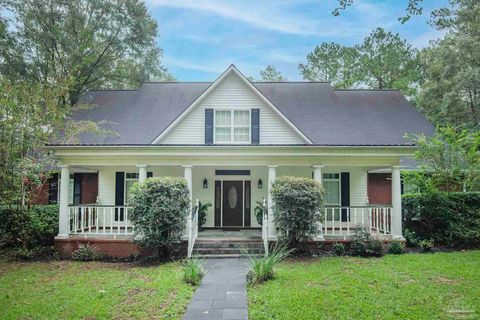 A home in Atmore