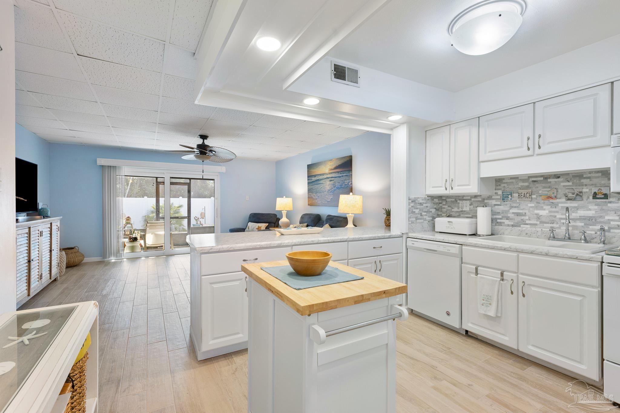 201 Pensacola Beach Rd C8