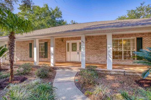 A home in Gulf Breeze