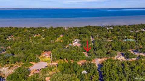 A home in Gulf Breeze