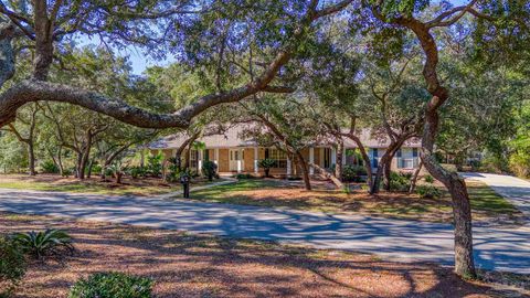 A home in Gulf Breeze