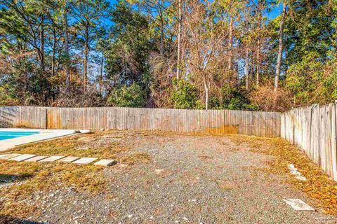 A home in Gulf Breeze