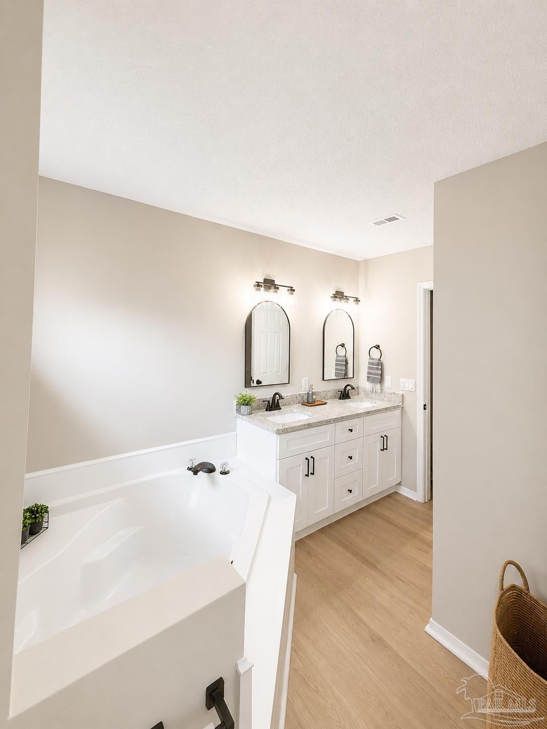 324 Mirabelle Dr