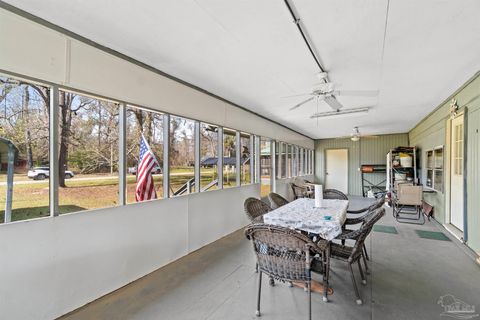 A home in Wewahitchka