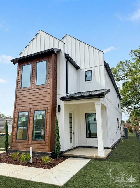 1519 E Hatton St Pensacola FL 32503