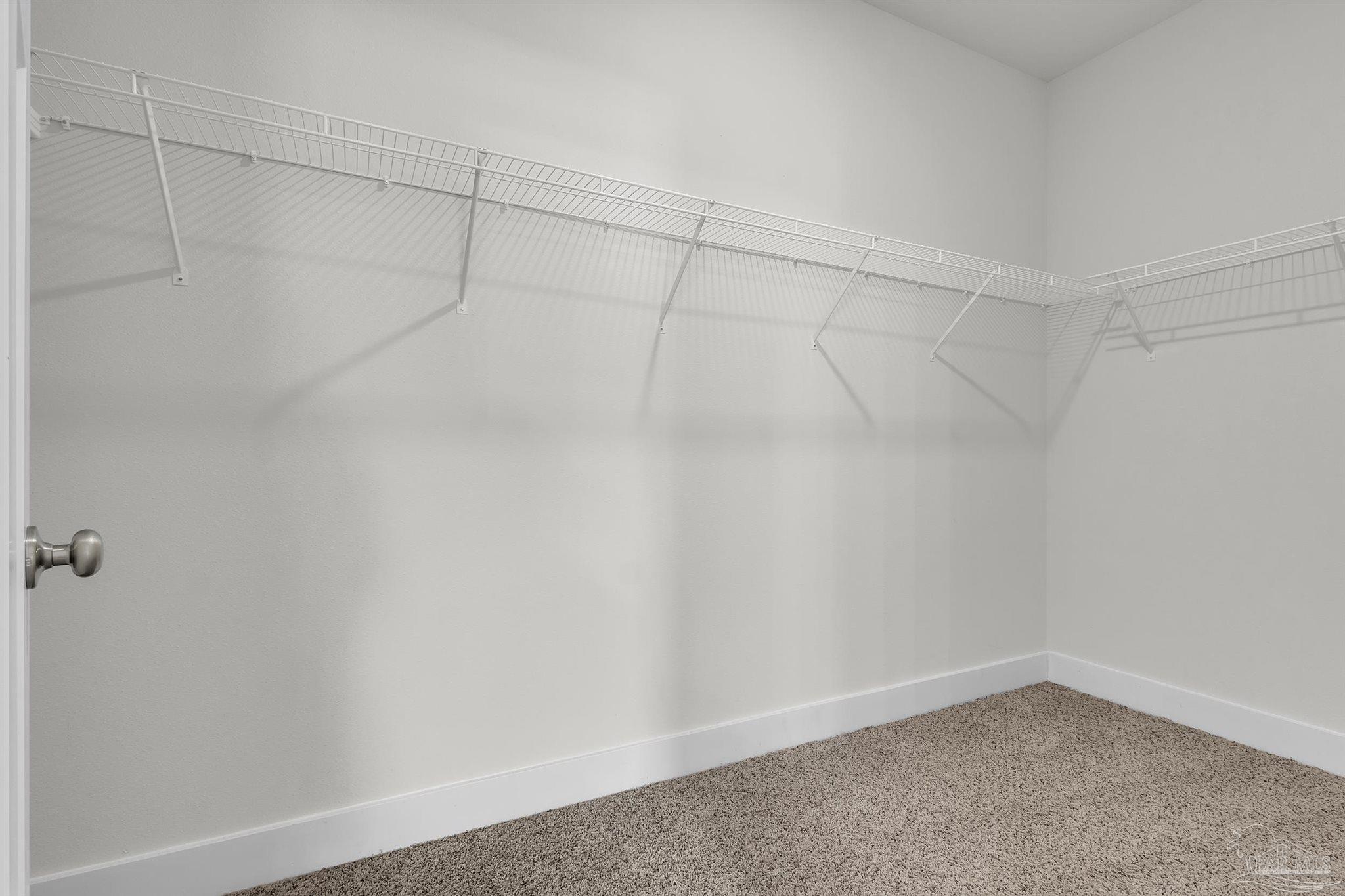 Gulf Breeze, Florida 32563, United States, 5 Bedrooms Bedrooms, ,3 BathroomsBathrooms,Residential,Active,236018