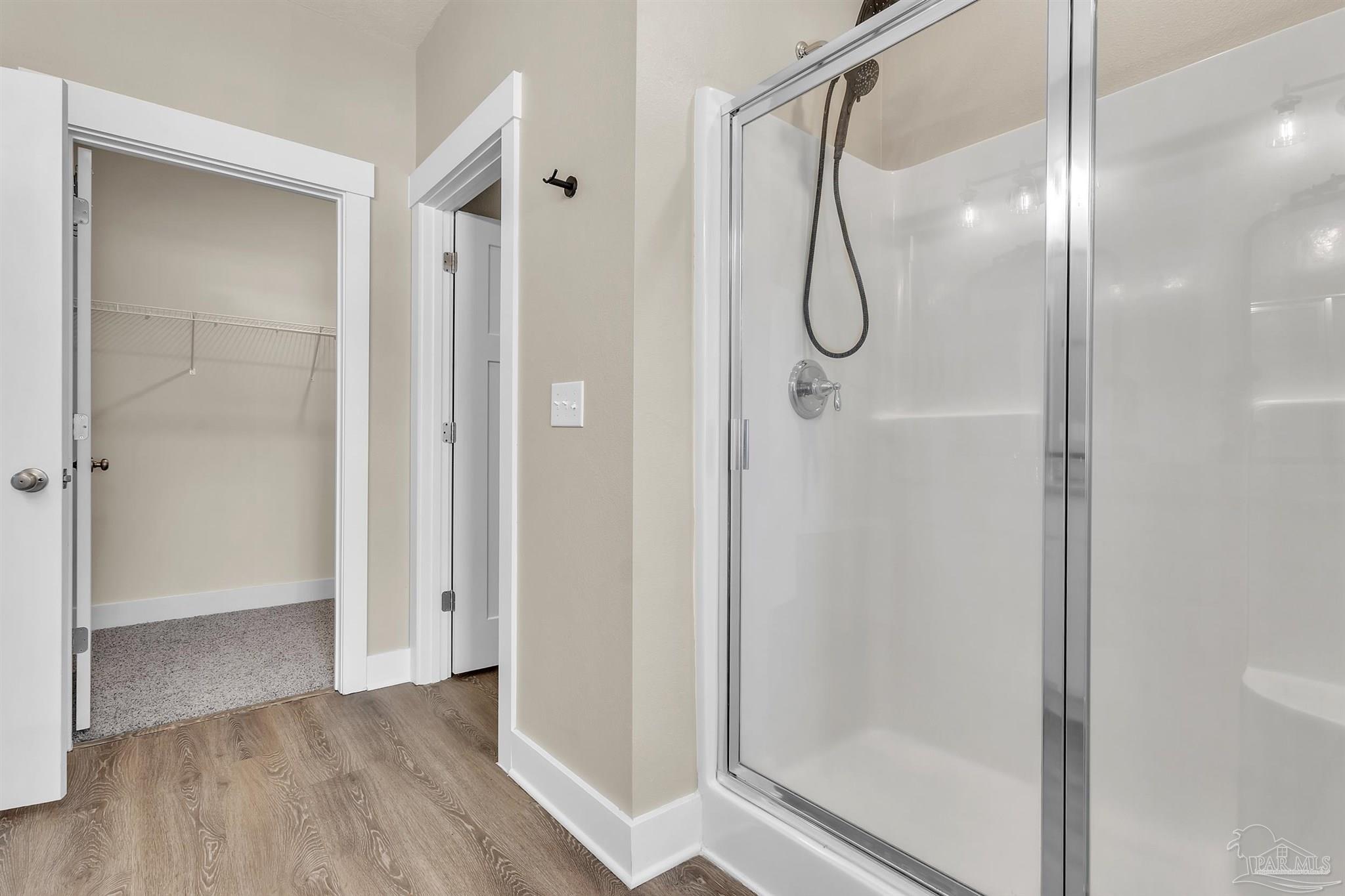 Gulf Breeze, Florida 32563, United States, 5 Bedrooms Bedrooms, ,3 BathroomsBathrooms,Residential,Active,236018