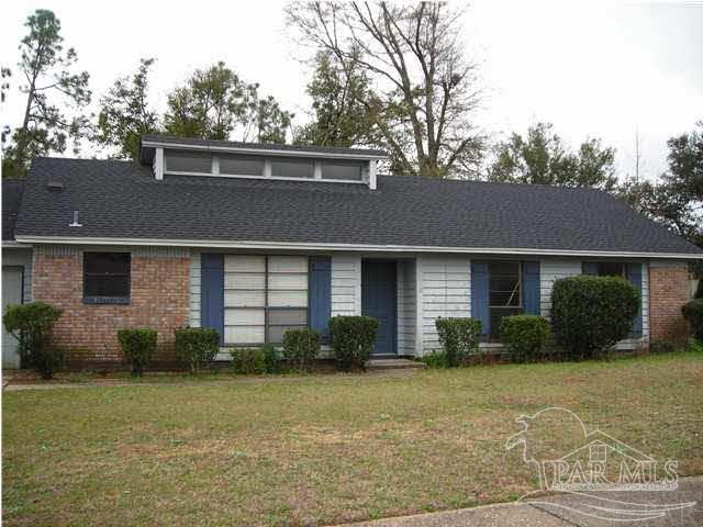 Photo 1 of 7 — 4023 Nowlinbury Dr, Pensacola, FL 32561